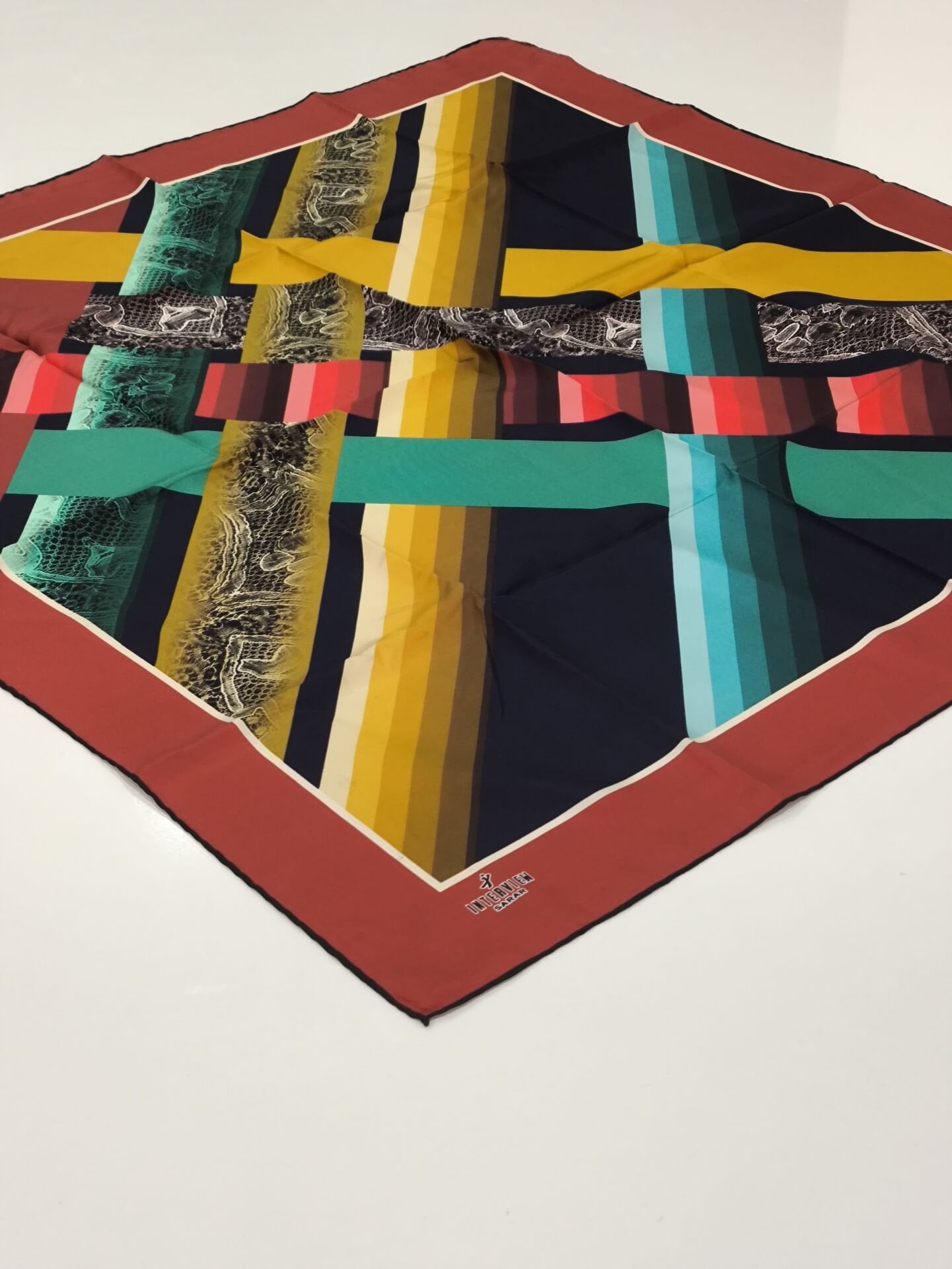 SARAR İNTERVİEW TİVİL İPEK EŞARP 10002-3