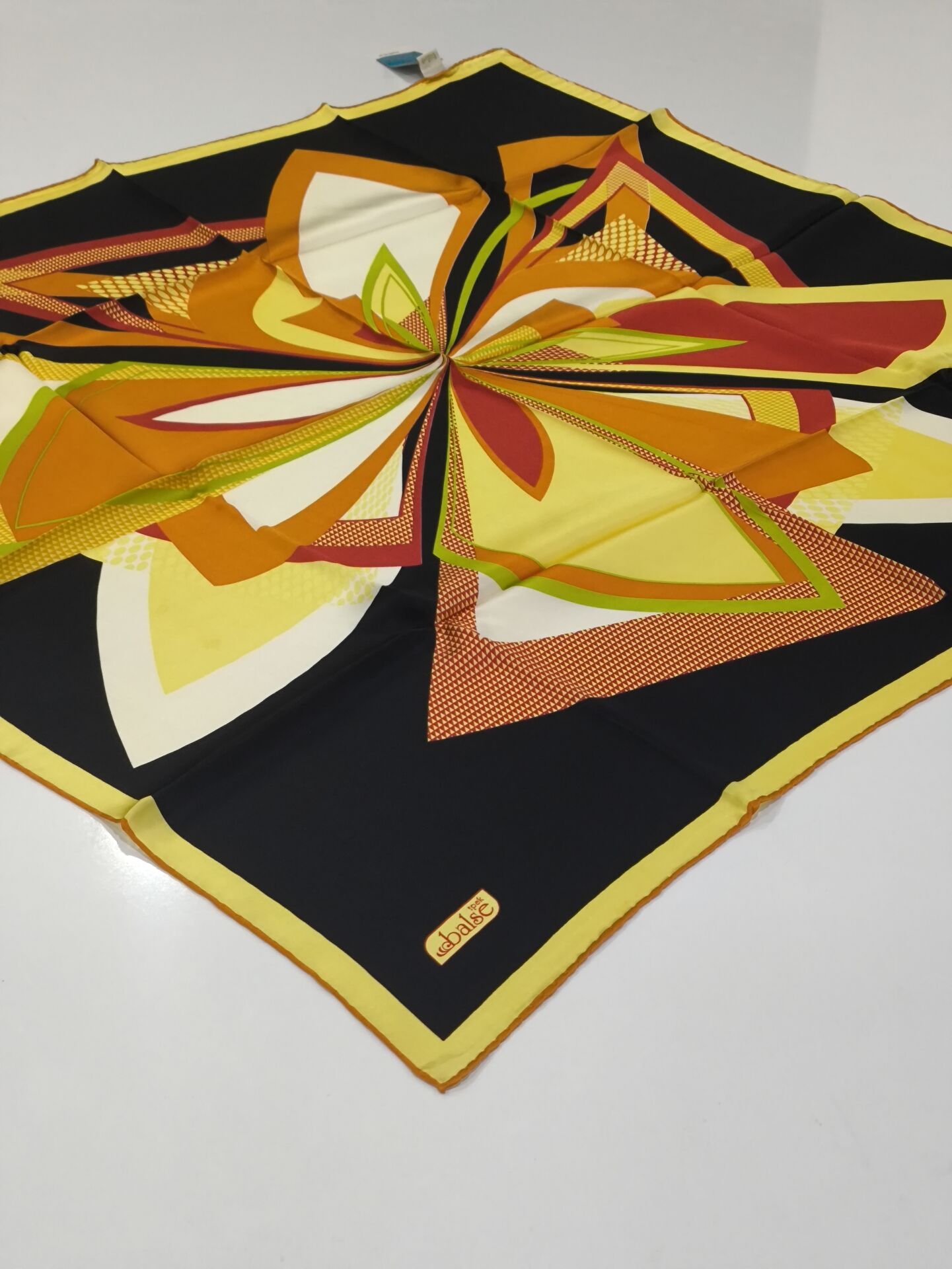 BALSE SURA İPEK EŞARP SİYAH 5022-1