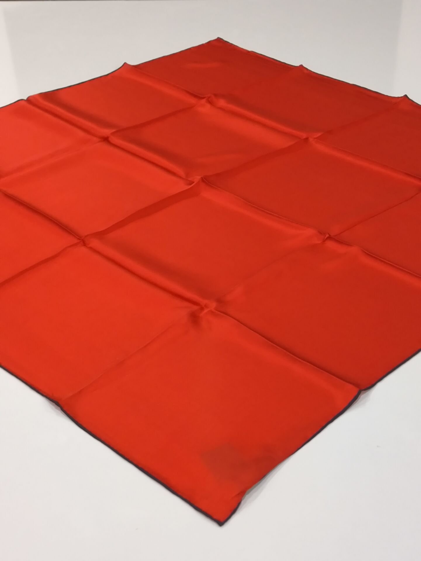 LORELLE SURA İPEK EŞARP KIRMIZI 9000-1