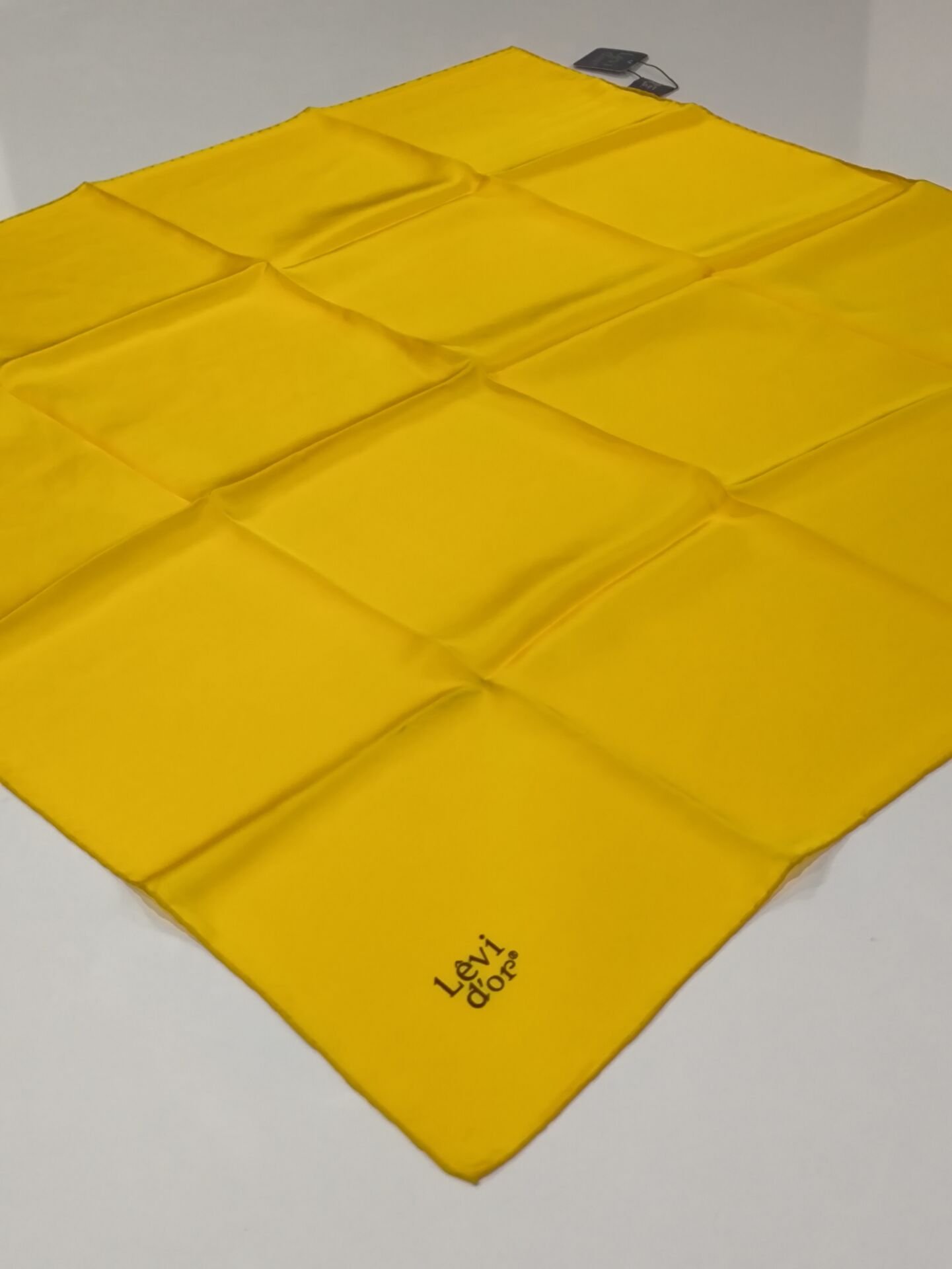 LEVİDOR SURA İPEK EŞARP SARI 9001-2