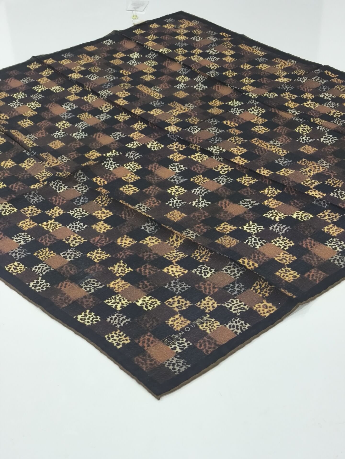 GLAMOURIA NEVA EŞARP KARE  LEOPAR DESEN 5 SİYAH KREM KAHVE