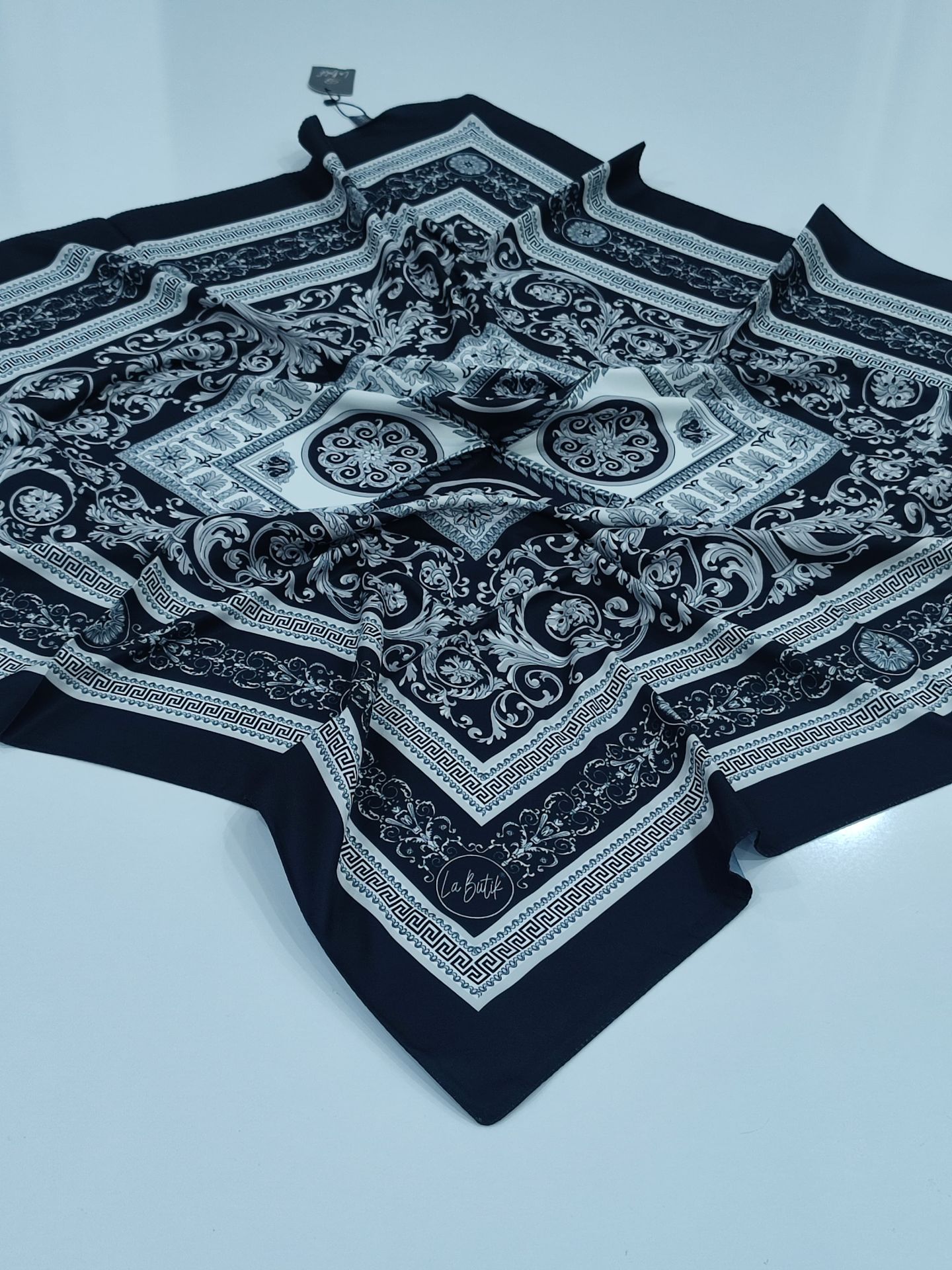 LABUTİK VAROK MODEL TİVİL EŞARP SİYAH GRİ