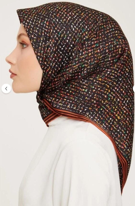 ARMİNE SURA İPEK EŞARP NOSTALJİ  9013-02