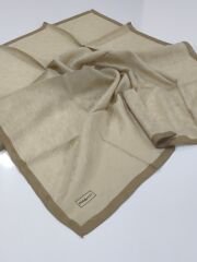 PİRAMİT MONOGRAM JAKARLI EŞARP ÇERVEVELİ GOLD KARAMEL