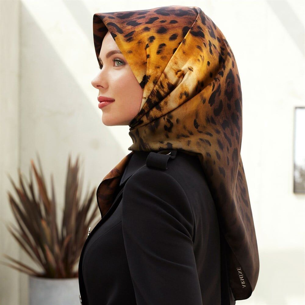 ARMİNE SURA İPEK EŞARP NOSTALJİ  8260-09