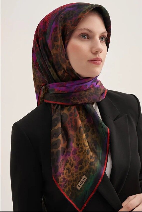 AKER NOSTALJİ SURA İPEK EŞARP 8896-313