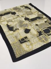 GUCCİ VUAL İPEK ŞAL G BASKILI KEMERLİ DESEN SİYAH
