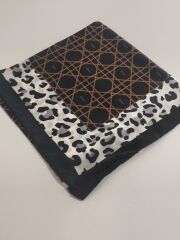 VUAL İPEK ŞAL LEOPAR GEOMETRİ DESEN  SİYAH KAHVE BEYAZ
