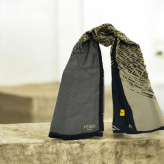 FENDİ VUAL İPEK ŞAL  F DESEN SİYAH KREM