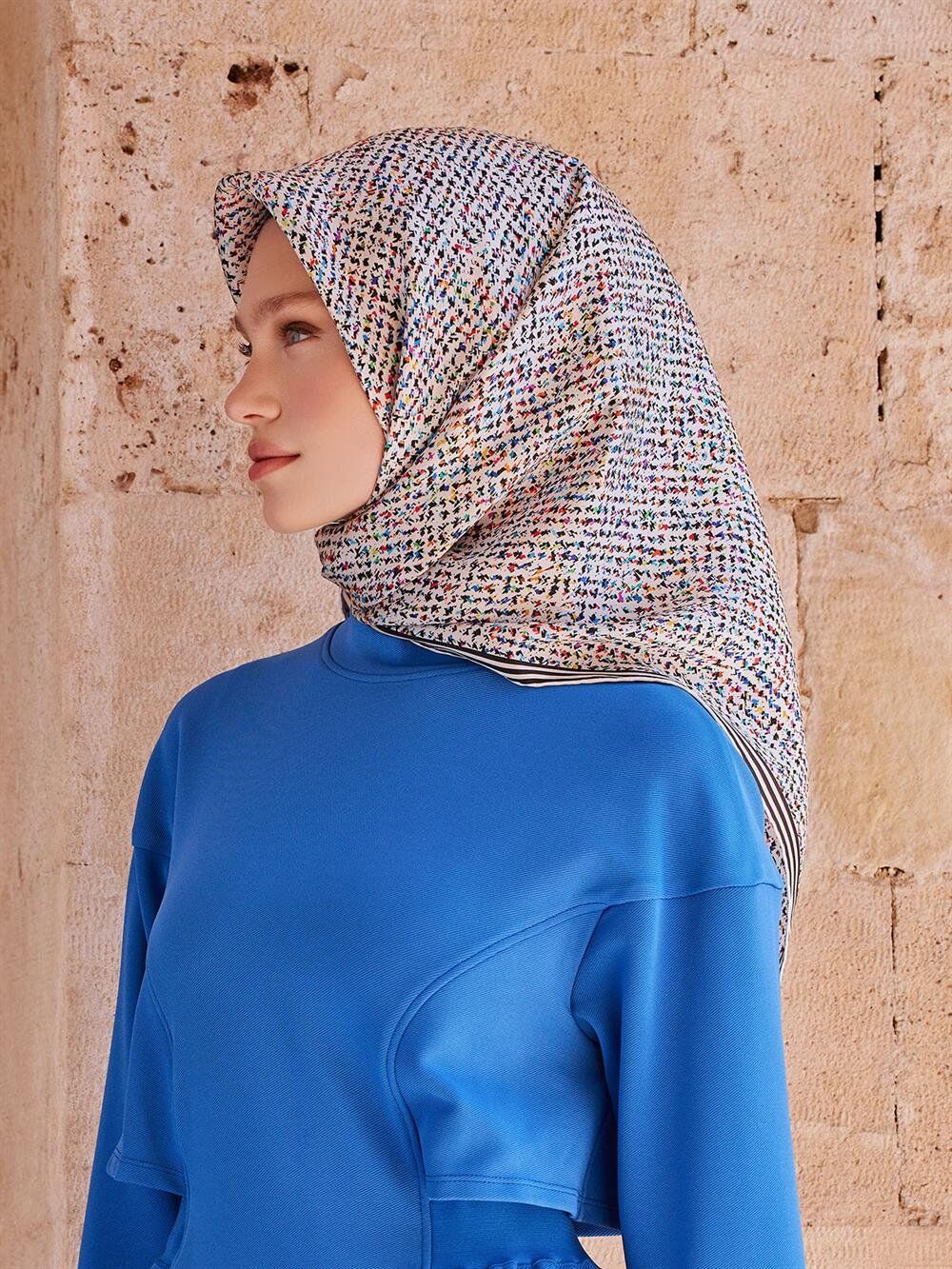 ARMİNE SURA İPEK EŞARP NOSTALJİ  9013-04